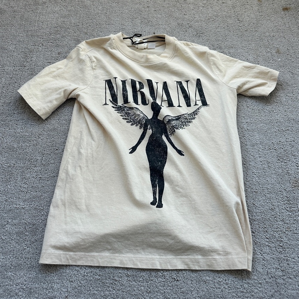 Nirvana tshir xs